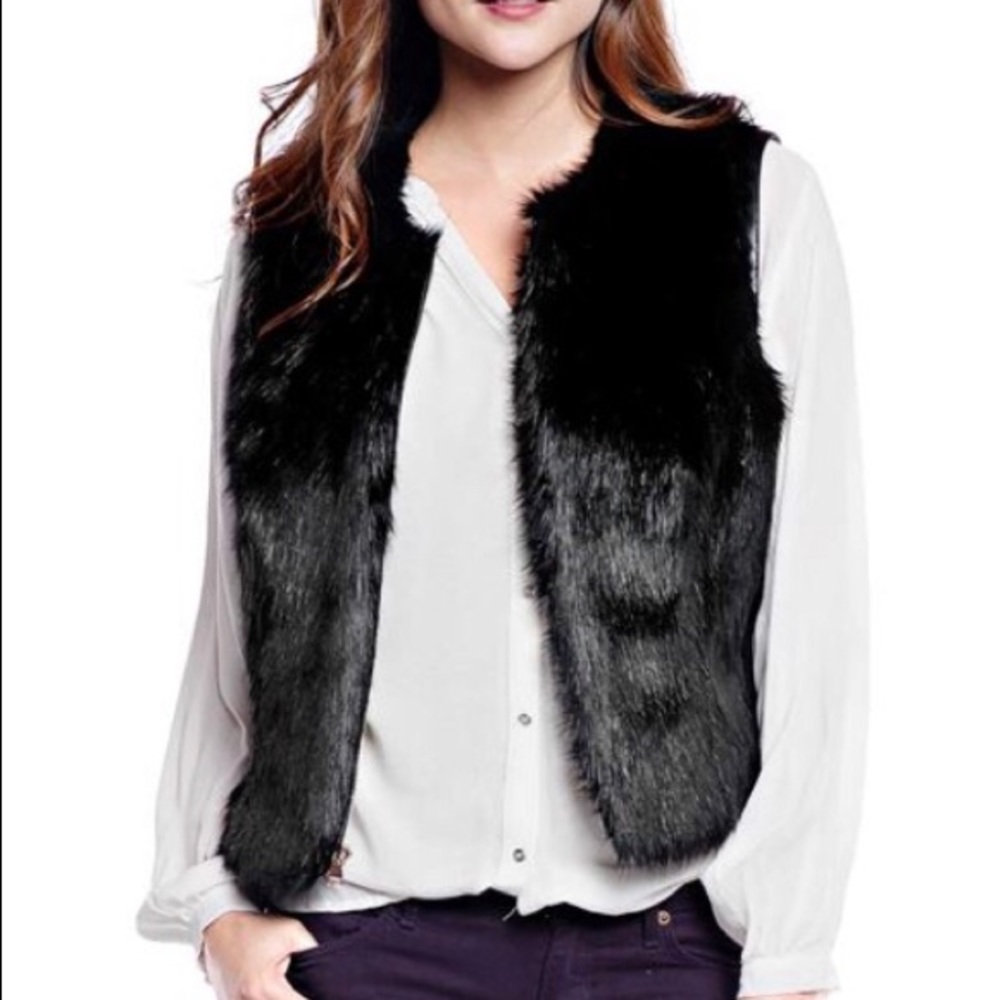 Black Faux Fur Vest in Small